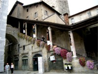 see photos of walk Bergamo city